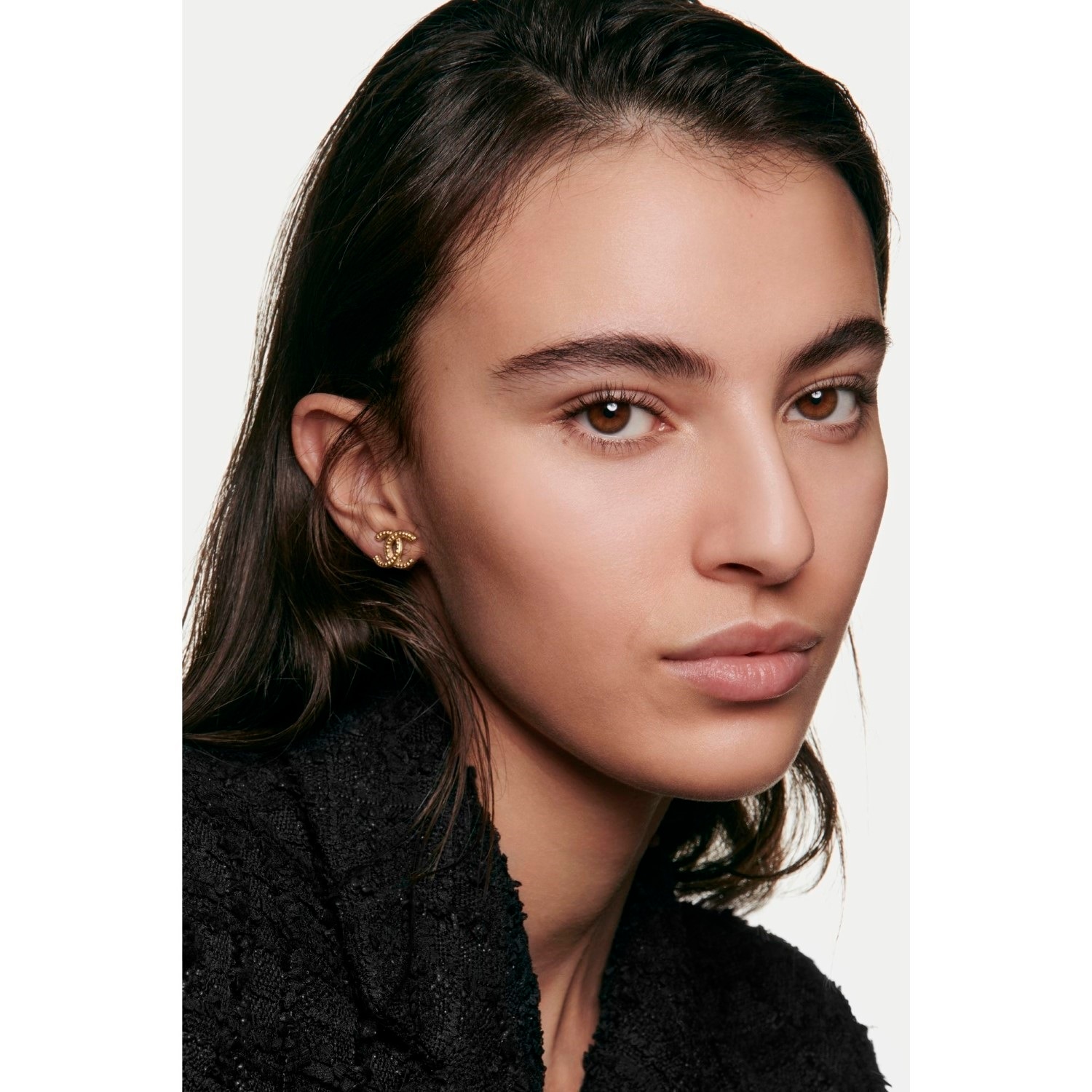 LES BEIGES BASE DE MAQUILLAJE. EFECTO SALUDABLE NATURAL HIDRATANTE